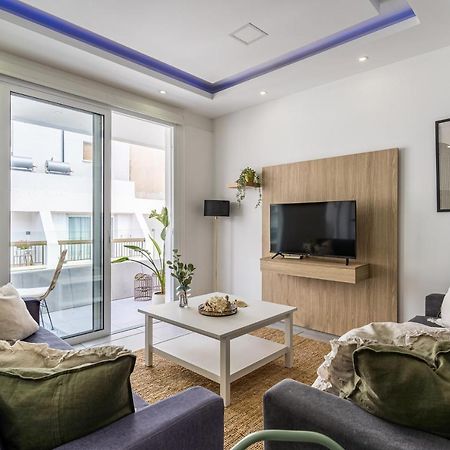 Beach Daze 1-Br Apt By Finikoudes Beach لارنكا المظهر الخارجي الصورة